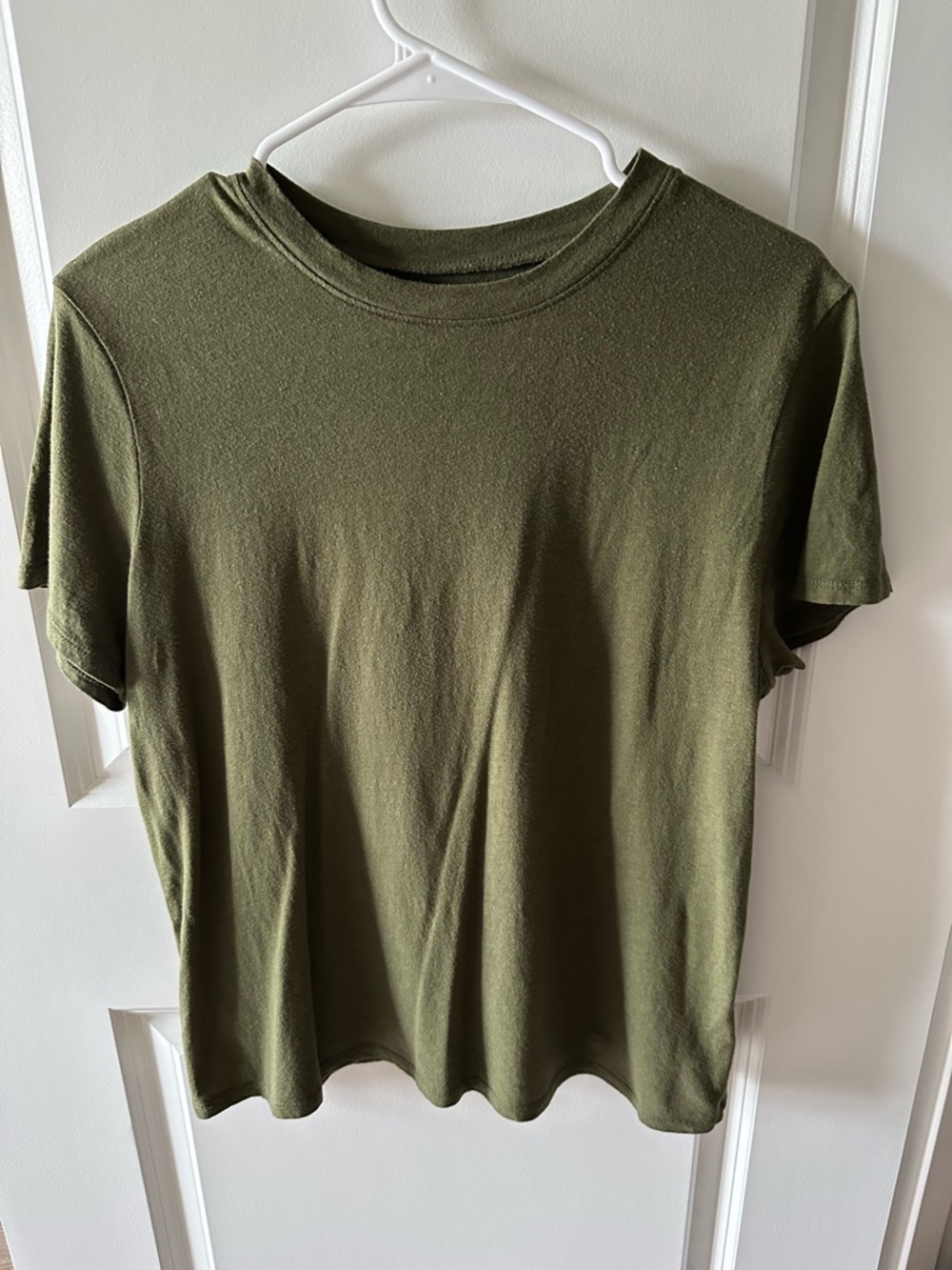 Classic Olive Crewneck Cotton T-Shirt - Women